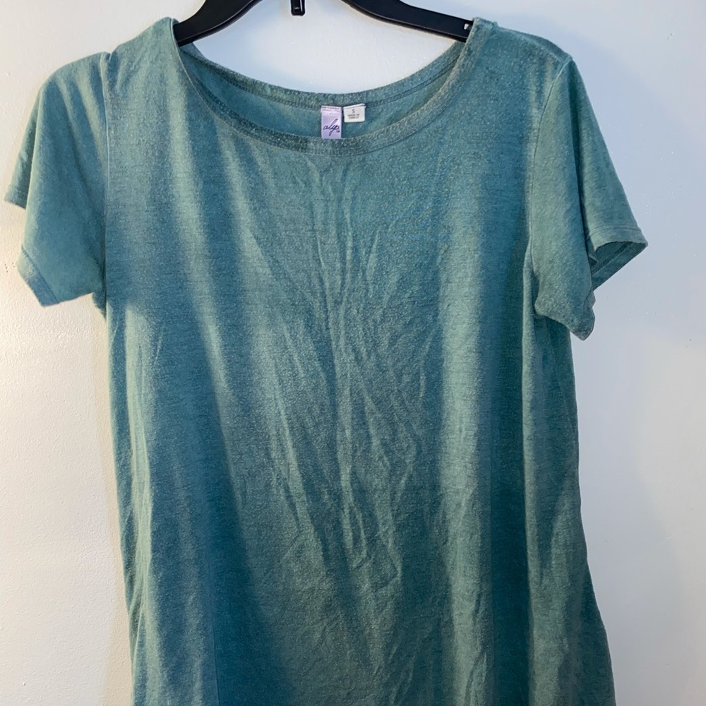Altar’d state top